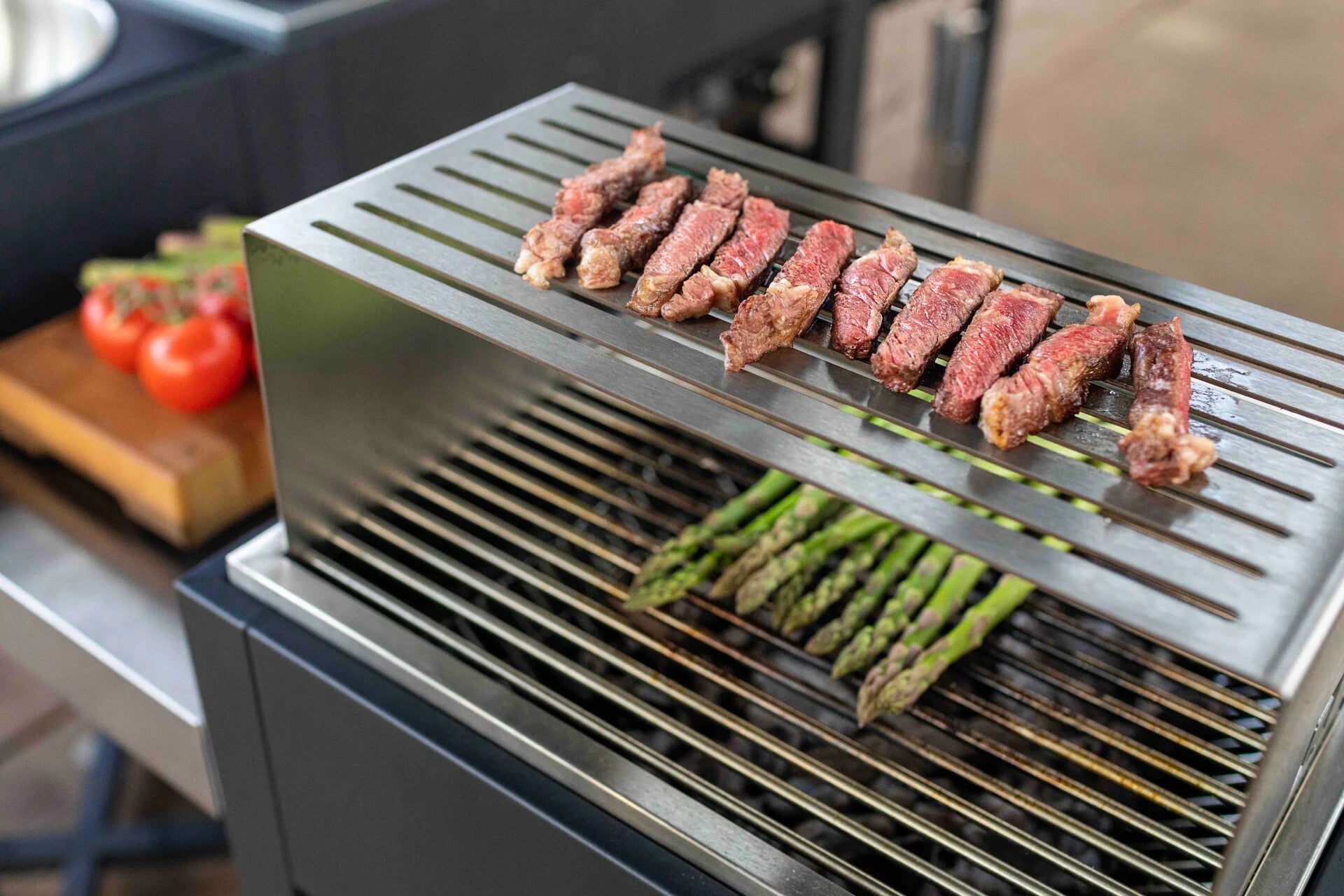 oneQ Glow Charcoal Barbecue | Inbouwbarbecue Houtskool